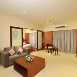 Hotel Jk Residency Cheruvathur